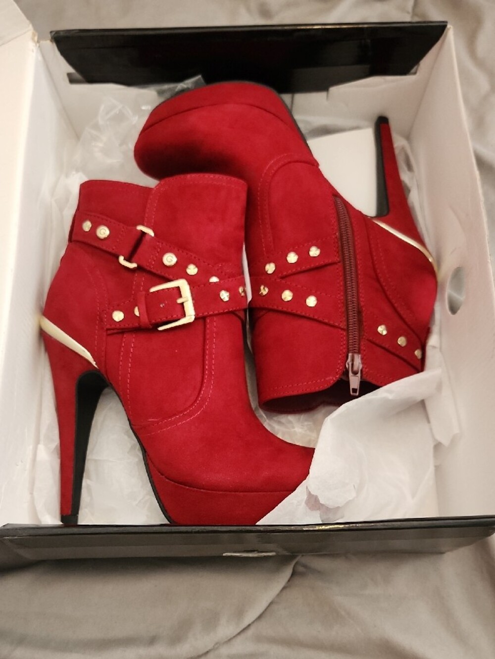 G by Guess Red Suede Studded Ankle Boots - Picture 7 of 9